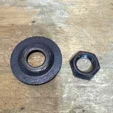 Delta  Bench Saw 10"  Blade Nut & Washer off Model 36-540 Type2   (Storage H)