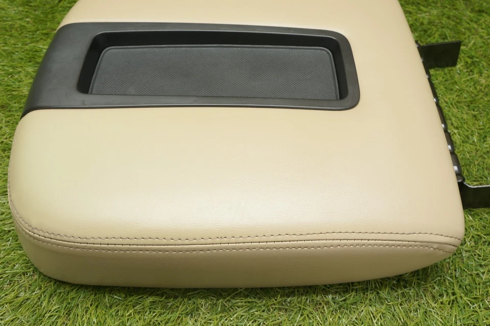 07-14 雪佛兰 Silverado 臂部休息中心控制台盖棕褐色皮革 Tahoe Yukon — 第 4/4 张图片