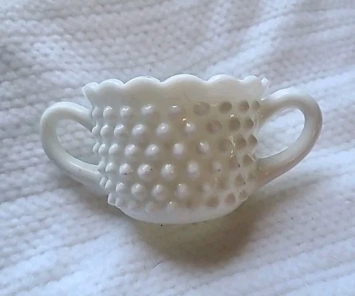 Vintage Fenton Hobnail Open Sugar White Milk Glass No Damage 4" Wide 6" W Handel
