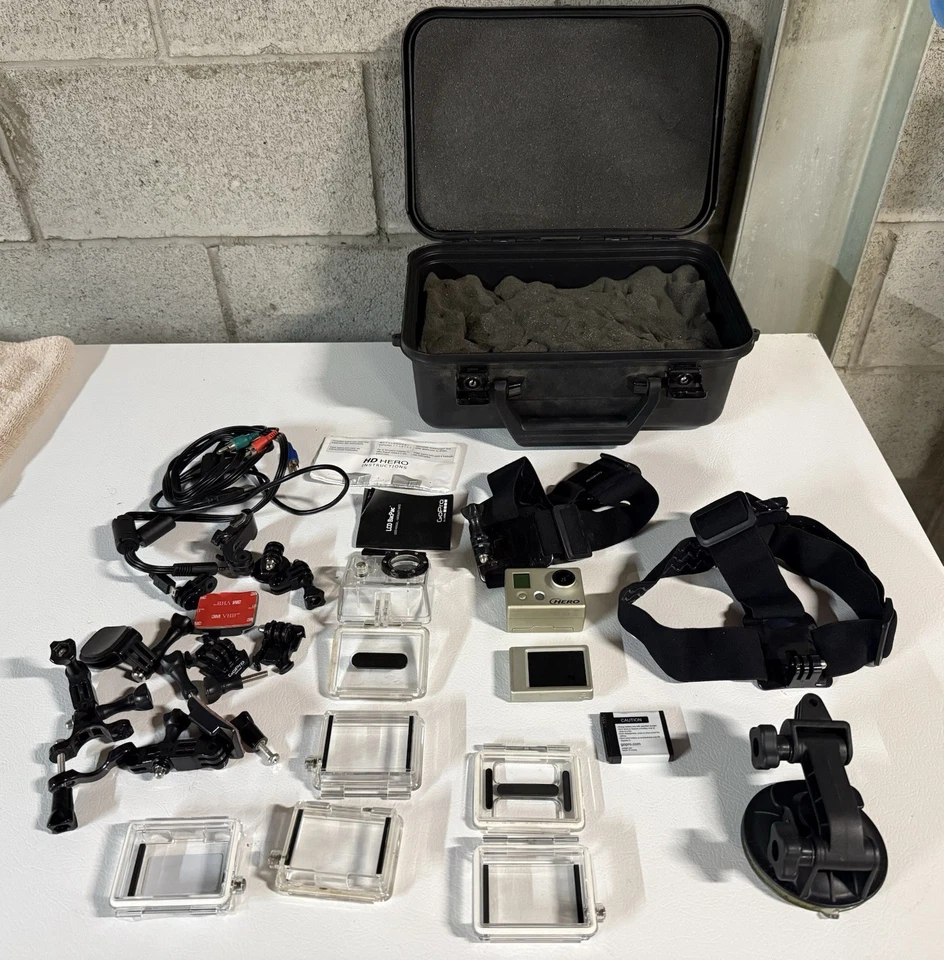 GoPro HERO 1ª Generación Gen. Cámara plateada con cable de alimentación ¡y MÁS! Foto 2 de 4