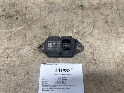 Freightliner Wabco Electronic Stability Module ESP A0385451232 a 2019 Cascadia