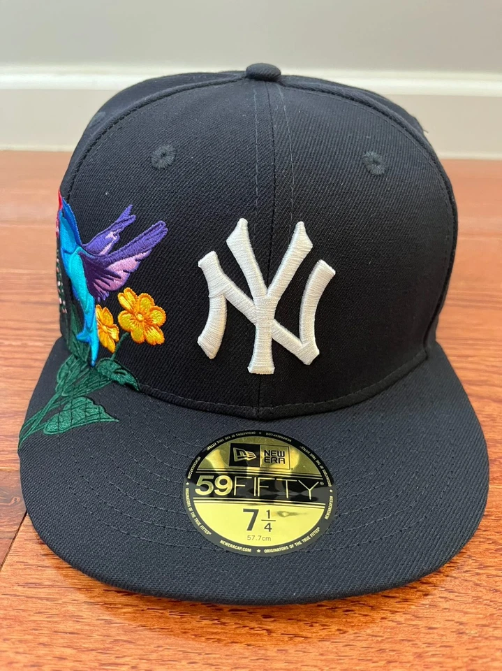 MLB New York Yankees New Era Blooming Spring Embroidery 59FIFTY Hat-Navy/Gray UV - Image 3 of 4