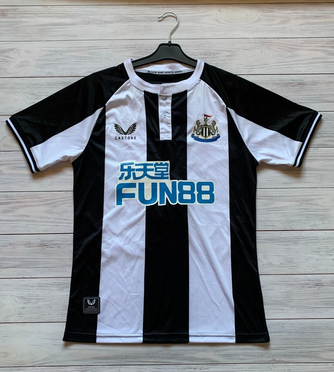 Newcastle United 2021 2022 Home football shirt jersey Castore Size