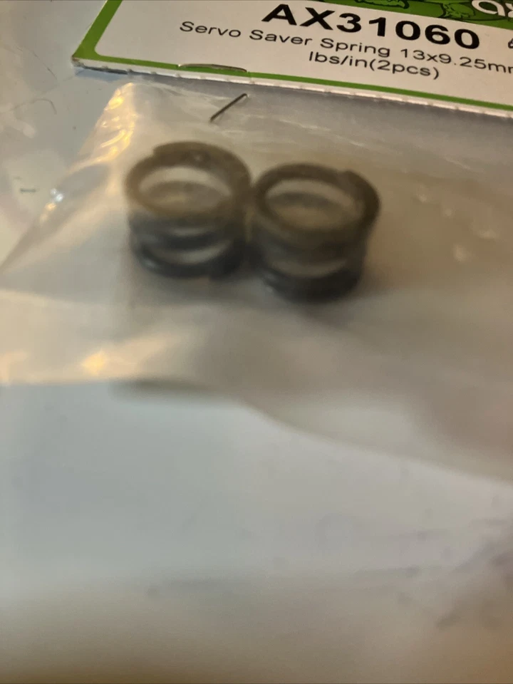 AX31060 AXIAL SERVO SAVER SPRING 13 X 9.25 MM 104 LBS/IN (2 PCS) YETI - Image 4 of 4