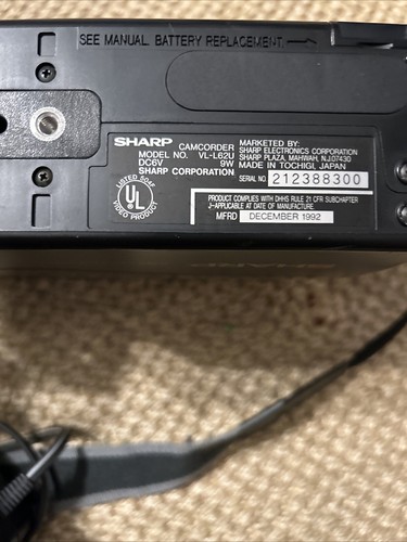 Vintage Sharp MODEL VL-L62U HQ Slimcam Camcorder Super Cat’s Eye, Untested - Picture 5 of 6