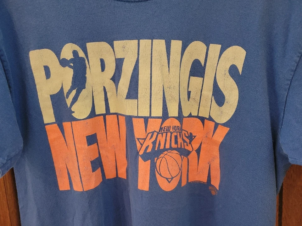Camiseta Majestic New York Knicks Kristaps Porzingis Grande Suave Usada en Jersey Foto 2 de 4