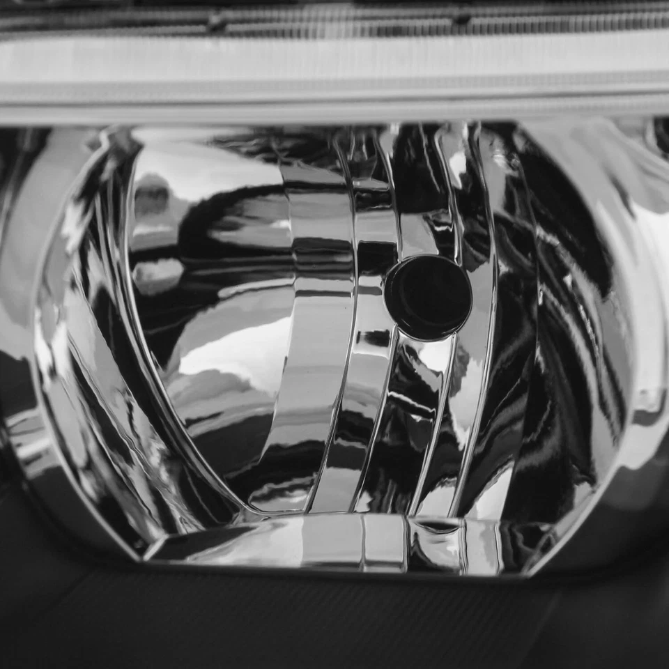 For 06-13 Suzuki Grand Vitara Factory Style Projector Headlight Replacement Lamp - Image 3 of 4