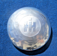 1961 1962 1963 1964 1965 66 Ihc International Hubcap Pickup Scout Travelall Oem 1961 1962 1963 1964 1965 66 Ihc International Hubcap Pickup Scout Travelall Oem