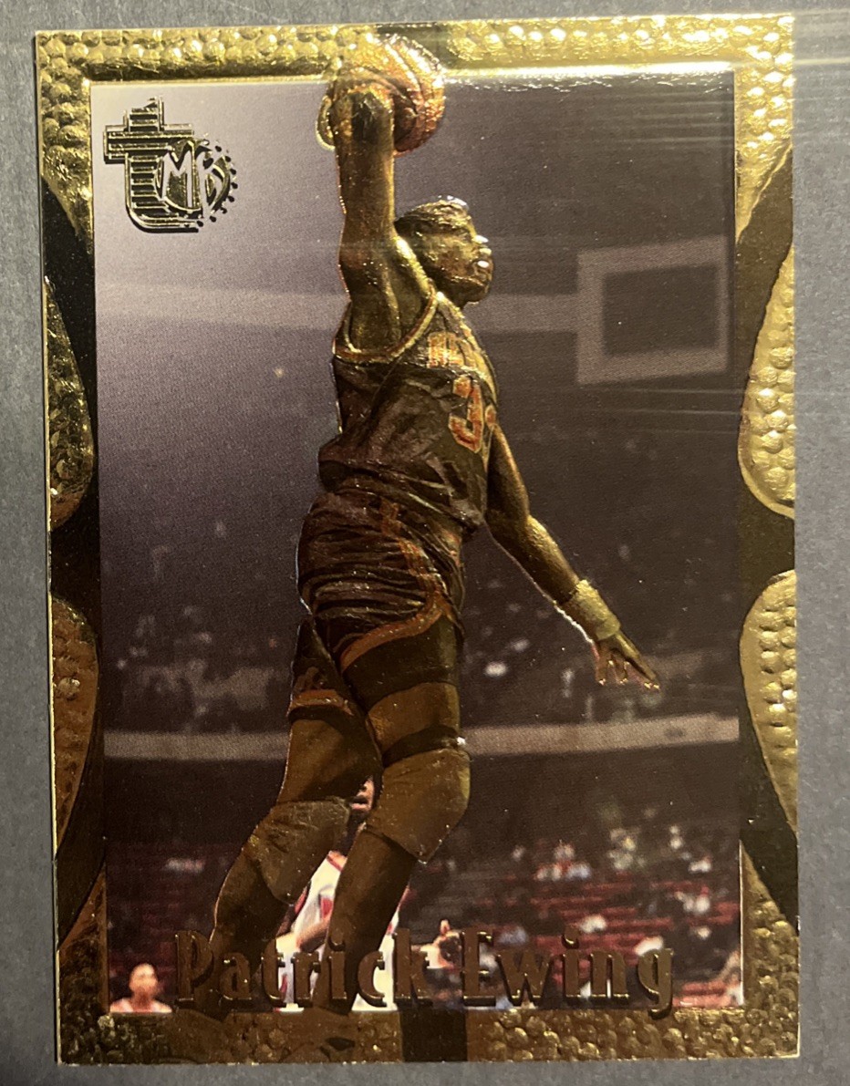 PATRICK EWING 1995 TOPPS EMBOSSED GOLD INSERT #62 NEW YORK KNICKS PWE