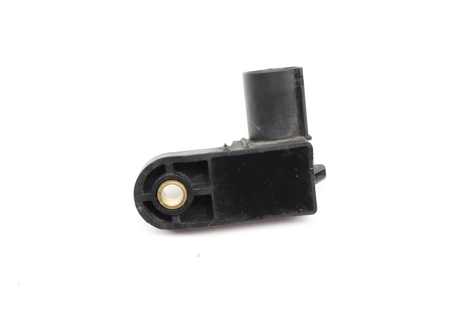 AUDI TT 2007-2023 - Sensor/interruptor de luz de freno 1K0945459A Foto 2 de 3