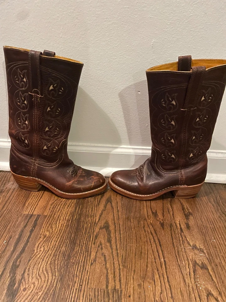 Botas vaqueras vintage/para mujer Frye Austin con recorte floral talla 6 marrón Foto 3 de 4