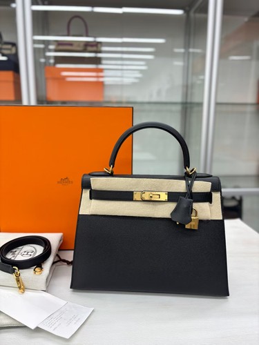 Hermes Kelly 28 Sellier Black 89 Noir Epsom Gold GHW Mint Without Receipts Auth