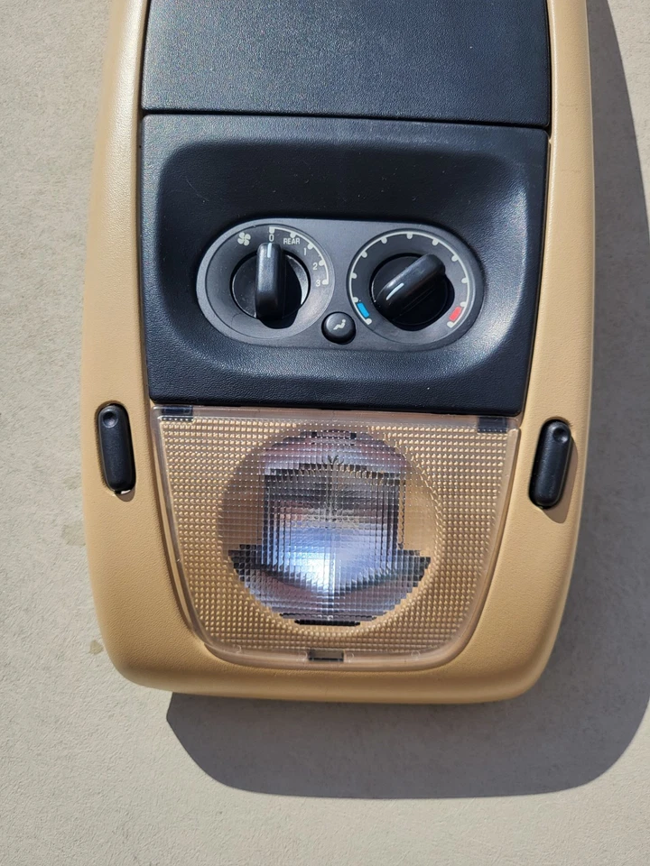 02-10 Ford Explorer techo consola superior domo mapa luz con control de clima TAN Foto 2 de 4