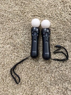 Set of 2 Sony PlayStation 3 / 4 PS3 / PS4 / VR Motion Controllers CECH-ZCM1U