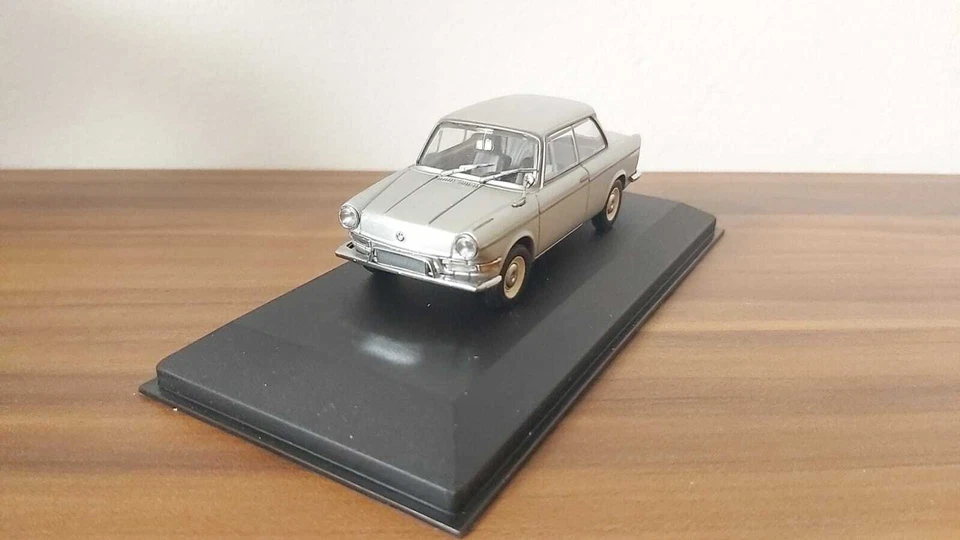 "Minichamps" Modellino bmw 700 LS 1962 - 1965 scala 1/43 - Immagine 2 di 2