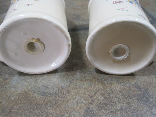 INTERNATIONAL CHINA ~ HEARTLAND ~ STOVETOP SALT & PEPPER SHAKERS ~ EUC - Picture 4 of 4
