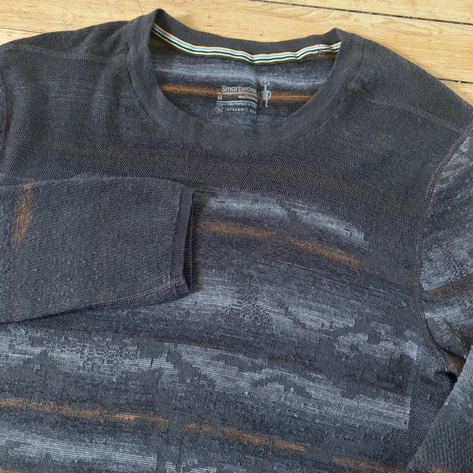 Smartwool Intraknit Merino 200 ‘Iron Mountain Stripe’ Mens M Wool Base Layer LS
Opens in a new windo