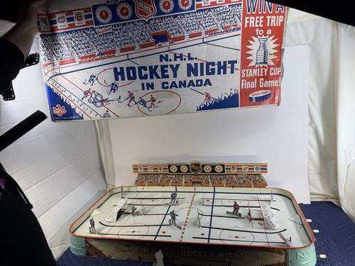 Eagle Toys NHL "Hockey Night in Canada" Model 544 Table In Box See Details