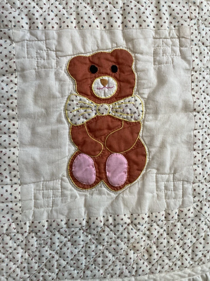 Baby CRIB QUILT BLANKET Teddy Bears Bow Ties 36" X 51" Vintage RUFFLE - Image 3 of 4