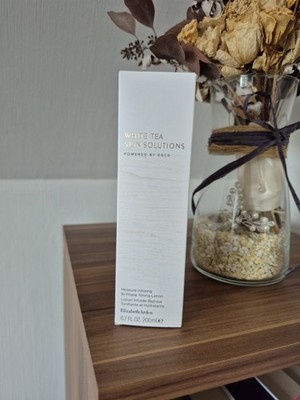 Elizabeth Arden White Tea Skin Sol. - Infusing Bi-Phase Toning Lotion 200ml