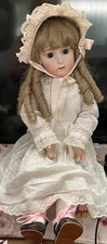 Vintage Antique Repro Doll SCS13 by Linda Epstein 1998