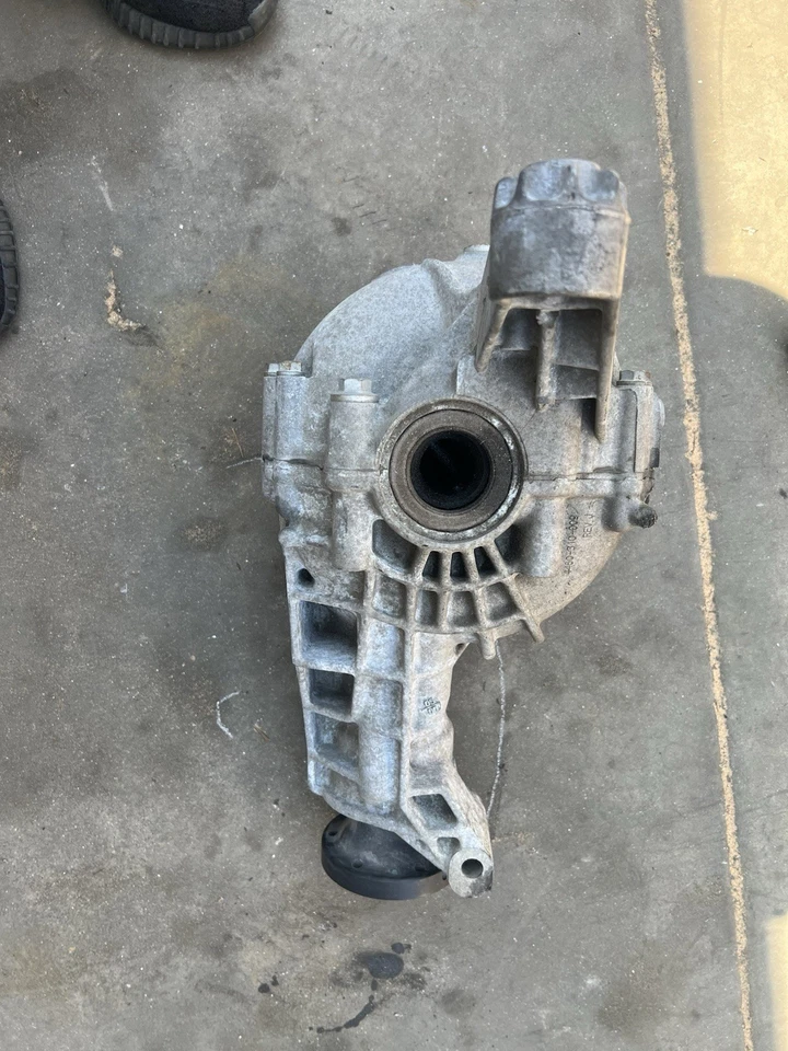 98-05 Mercedes W163 ML320 ML500 Front Differential Axle Carrier OEM 3.70Ratio - Image 2 of 4