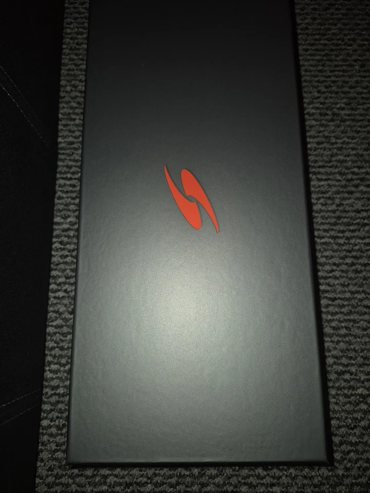 Spark 1/18 Red Bull F1 - Image 4 of 4