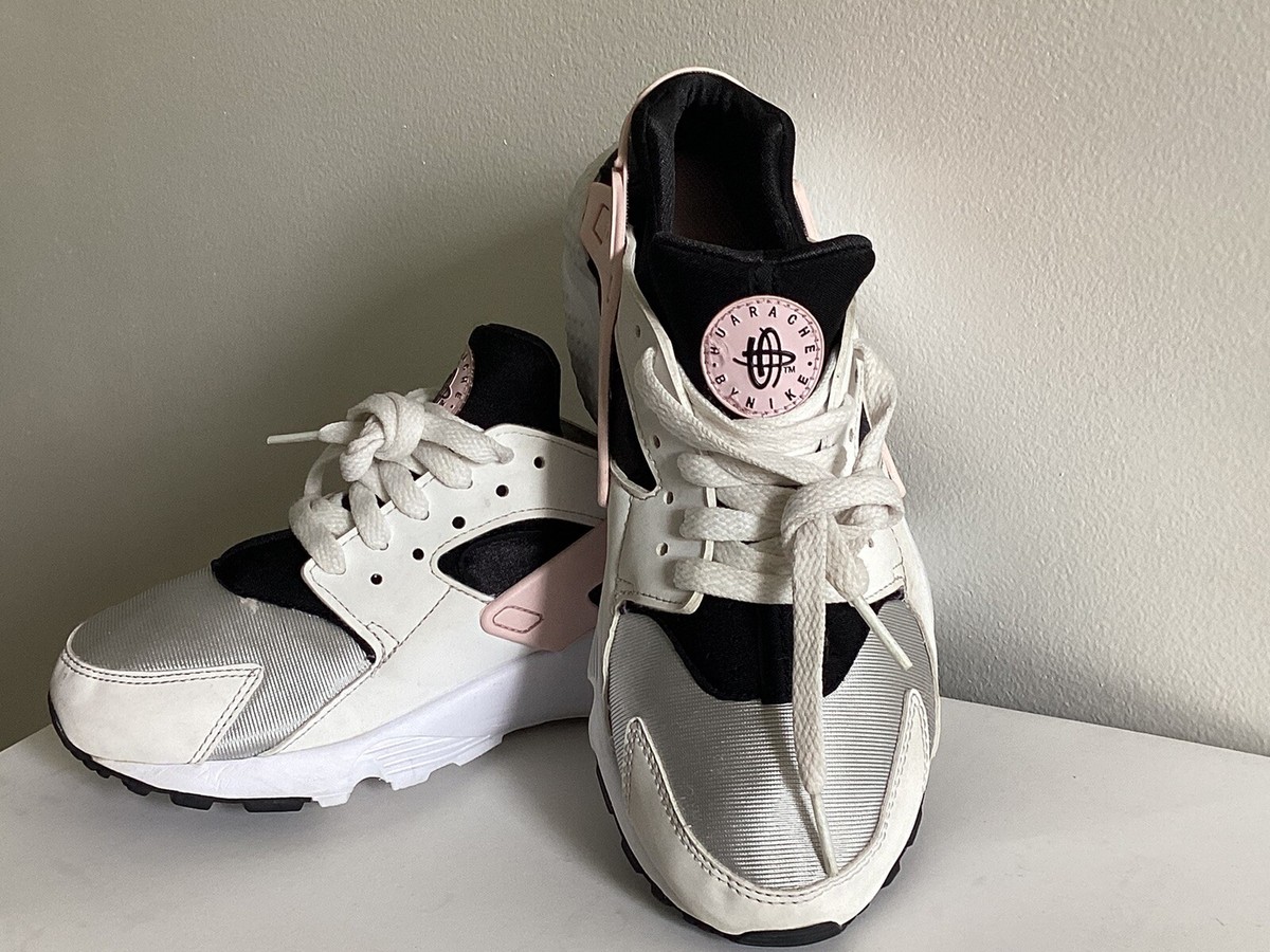nike huarache grey and pink