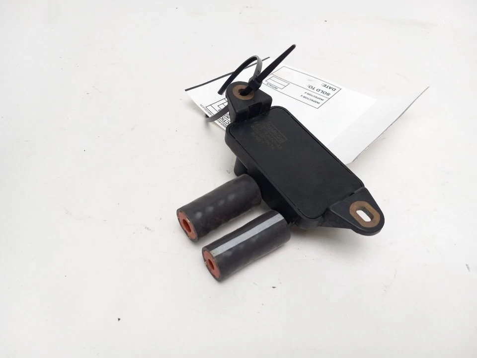 SENSOR DE RETROALIMENTACIÓN DE PRESIÓN DE VÁLVULA EGR para Ford Taurus 2007 Foto 4 de 4