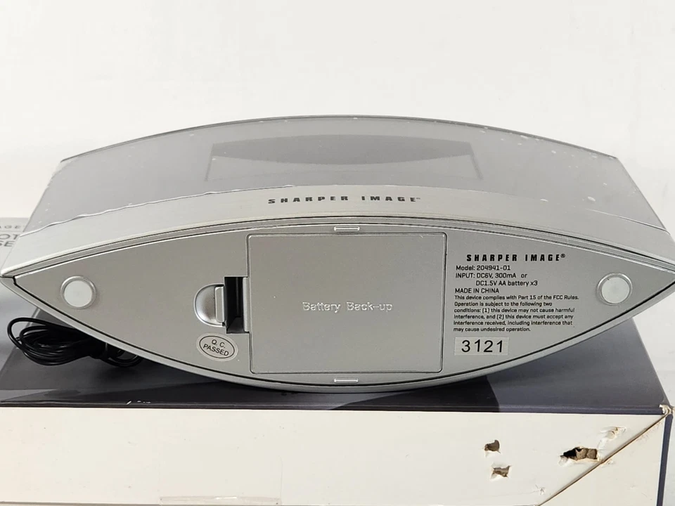 Sharper Image Sound Soother White Noise Machine & Radio Alarm Clock - Image 4 of 4