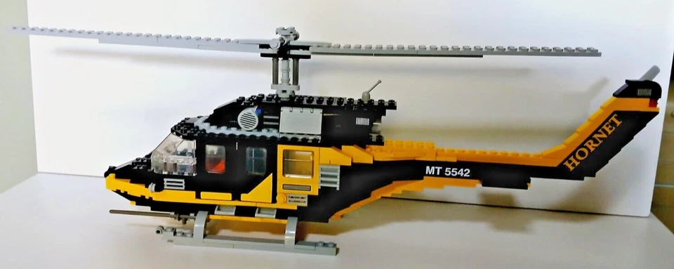 LEGO VINTAGE SET 5542 BLACK THUNDER HELICOPTER UNBOXED WITHOUT INSTRUCTIONS - Image 3 of 4
