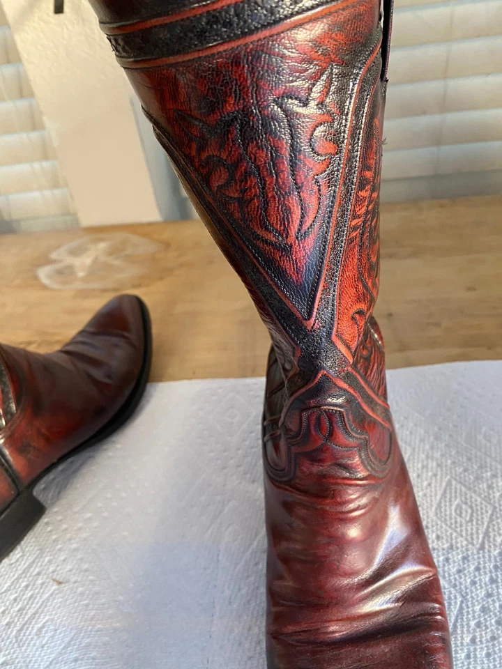 Lucchese Cowboy Boots Size 11A - These Are Narrow Boots - Image 4 of 4
