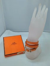 Bracelet 3 of the Hermes API