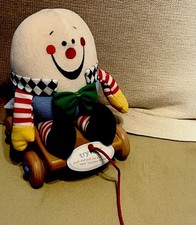 Eden Humpty Dumpty Vintage Plush Musical Toy Wooden Wheels w/ Pull String 2001