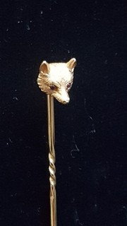 7: Lovely Edwardian 15ct Gold Fox Head w Ruby Eyes Ruby Stick/Stock Pin 2g