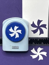 Marvy Uchida Paper Punch Pinwheel Fan Blade Wavy Flower