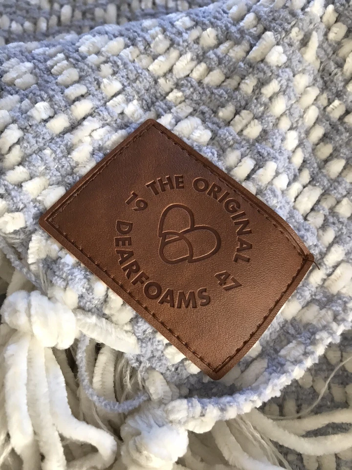 Dearfoams COZY THROW  with Fringe 60x50. Blue and White. NWT - Image 3 of 4