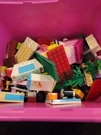 LEGO Bricks and more: Pink Brick Box (5585) 2008 Gently used