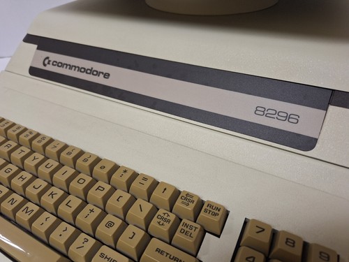Commodore CBM 8296 - Verzamelaars Object - Photo 22/24