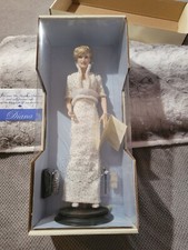 Franklin Mint Diana Princess of Wales Porcelain Doll -NIB- COA - All Accessories