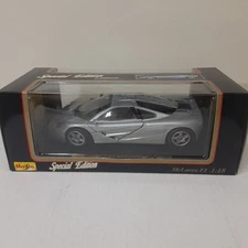 Maisto 1993 Silver McLaren F1 Silver 1:18 Scale Diecast Car # 31810
