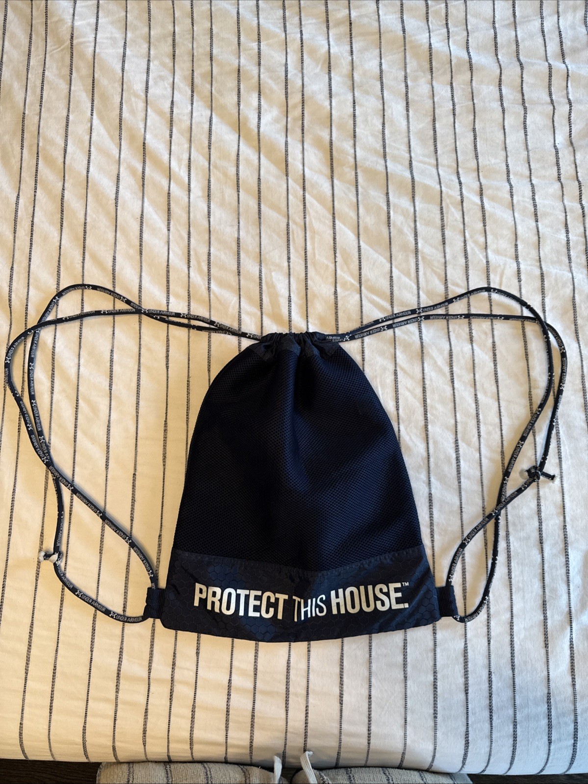 Under Armour Blue Drawstring Backpack 17.5”x14” - image 6