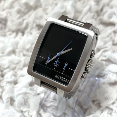 NIXON Axis Watch Silver Quartz Vintage Rare Out of Print
