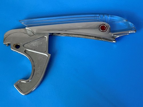 NOS Pontiac 1940 Indian Hood Ornament Latch Chrome With Lucite - 第 9/10 張圖片
