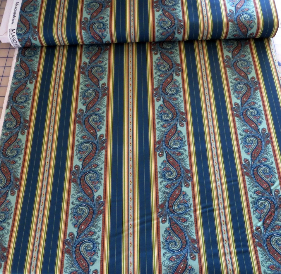 OFERTA ~ Por yarda, Marcella, algodón cachemir azul a rayas de Marcus Fabrics Foto 2 de 4