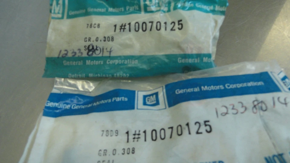 NOS OEM GM Genuine (11) 10070125 Engine Valve Stem Seal 1989-1991 Buick Regal - Image 4 of 4