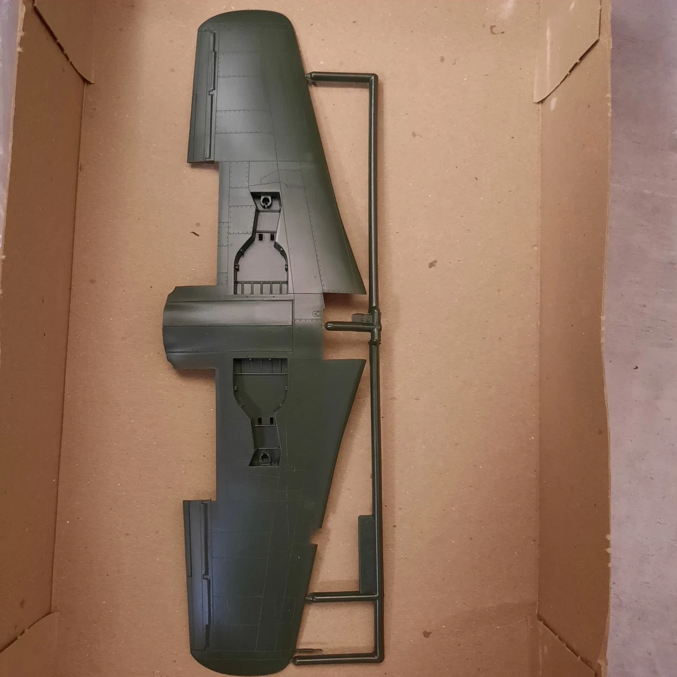 Monogram 1:48 Scale German 7538 Dornier Arrow Do335 Vintage Airplane Model Kit - Immagine 4 di 4