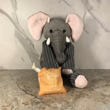 SCENTSY BUDDY OLLIE THE ELEPHANT PLUSH ANIMAL WITH SUNKISSED CITRUS SCENT PAK