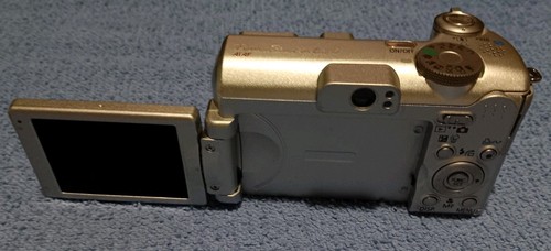 Canon PowerShot A630 8.0MP / CCD Digital Camera Silver - Picture 11 of 15