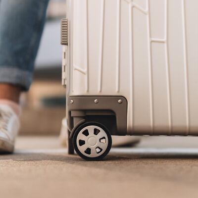 Valise avec trolley en Aluminium Argent OVERNIGHT ALUMAXX